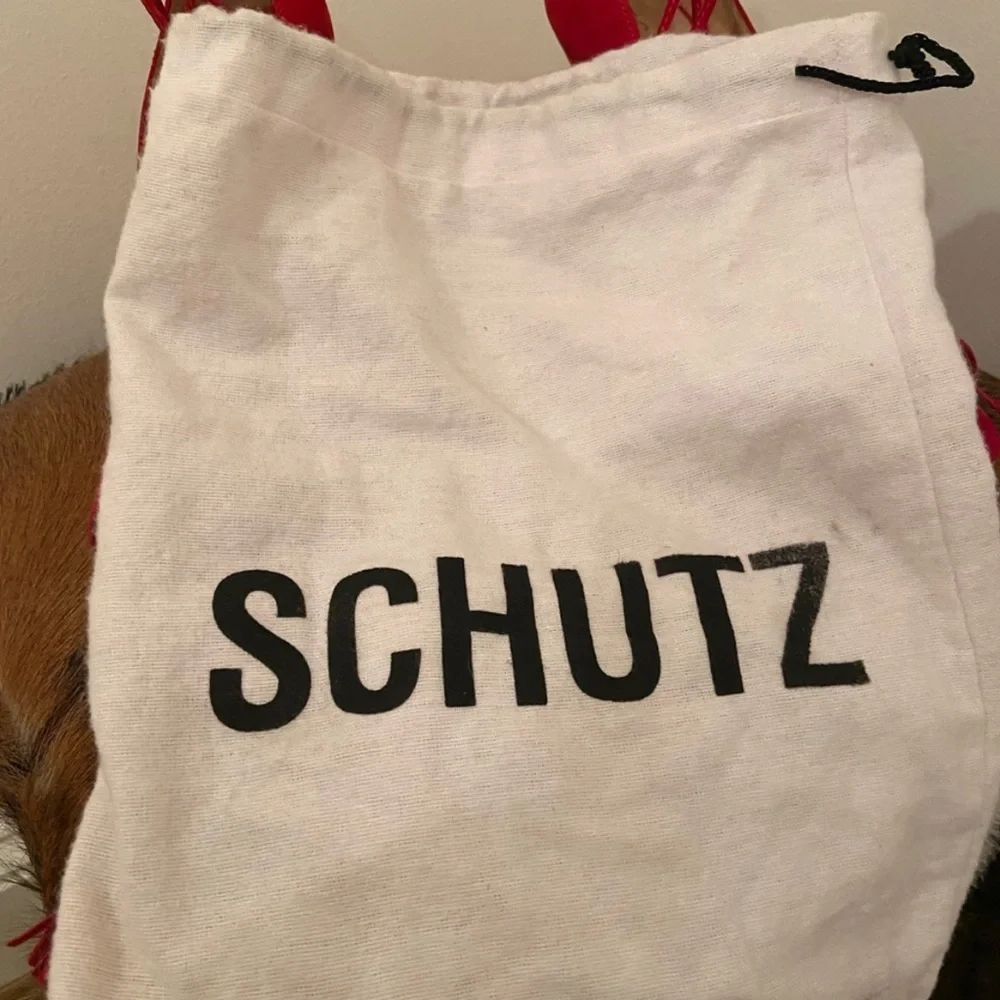 Schutz Red suede tie up heels - Picture 4 of 4